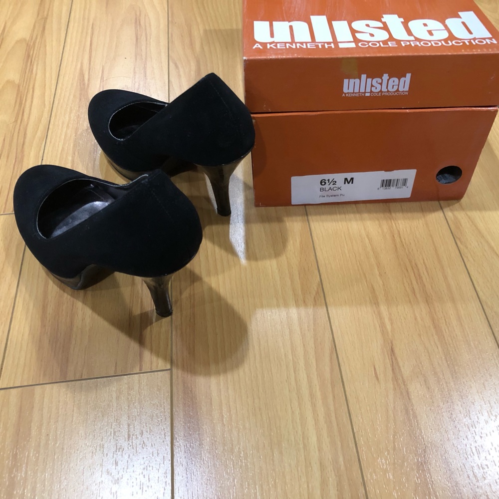 A beautiful, black Suede Stilettos. Size- 6.5 M Condition: Brand New.